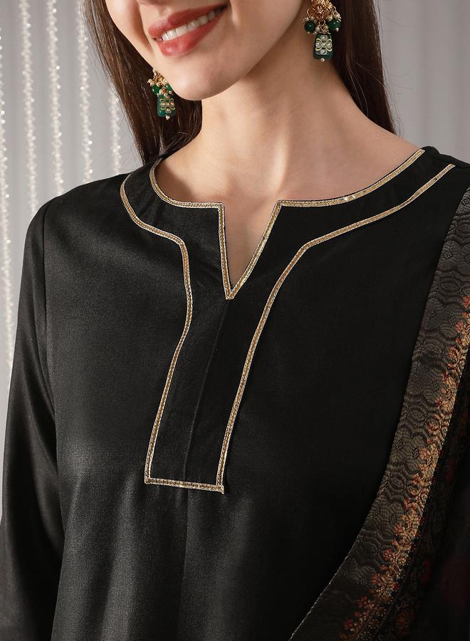 globus Women Black Straight Kurta with Pant and Floral Print Dupatta Set - Image 3